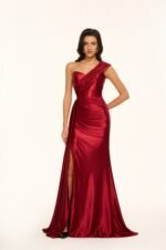 One-Shoulder Ruched Satin Mermaid Evening Gown with High Slit in BURGUNDY